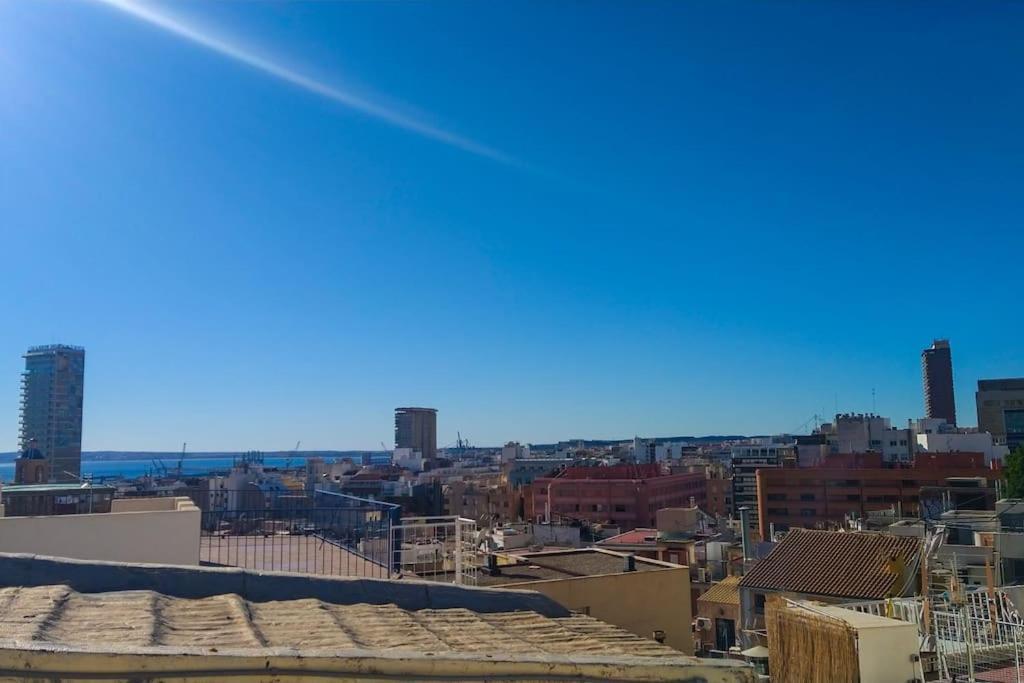 Villa Casa Colorista En El Casco Antiguo Alicante Esterno foto